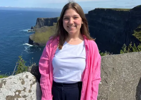 Auszubildende Laura Dickel macht ein Auslandspraktikum in Irland - Cork