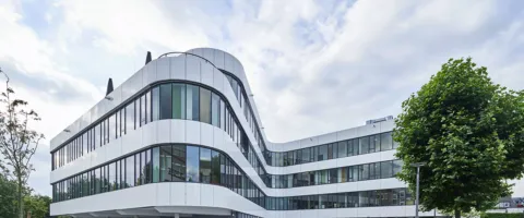 Gebäude der B-A-D Gesundheitsvorsorge und Sicherheitstechnik GmbH in Bonn.